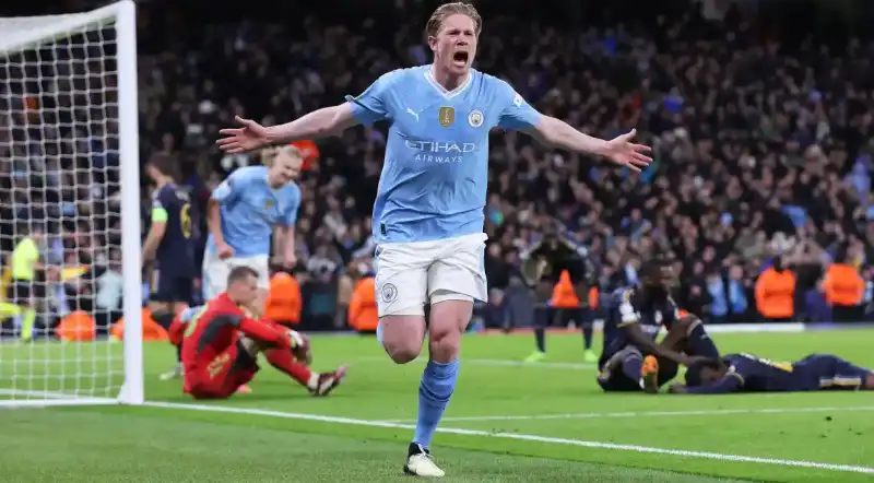 Kevin de Bruyne - Meio-campista