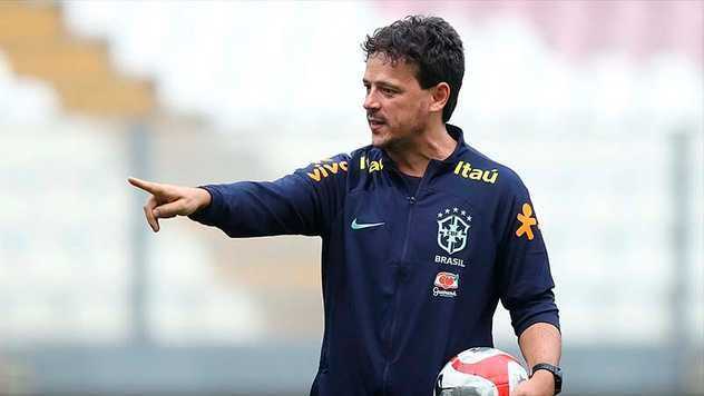 Fernando Diniz Treinando a Seleção Brasileira