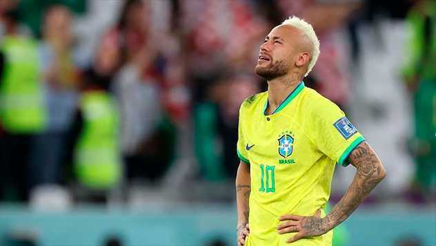 Neymar lamenta eliminação do Brasil na Copa 2022